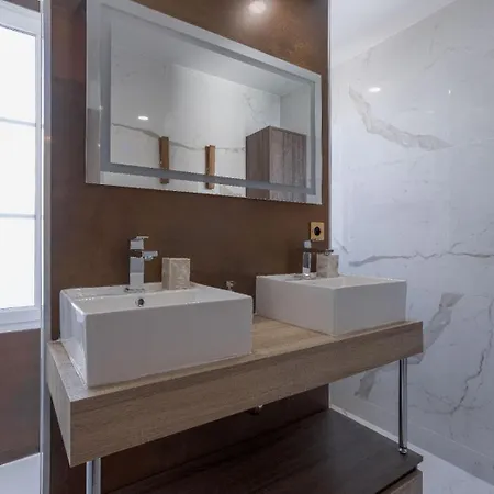 L'olivier - 1 Chambre, Clim, Palais & Plage, Fraichement Renove * Cannes