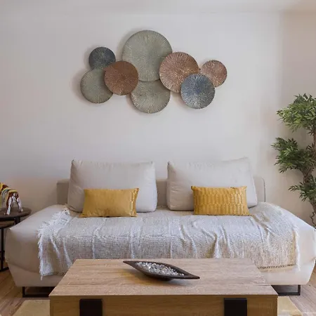 L'olivier - 1 Chambre, Clim, Palais & Plage, Fraichement Renove 戛纳