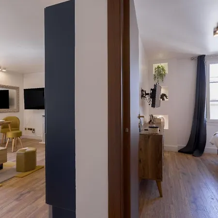 L'olivier - 1 Chambre, Clim, Palais&plage, Fraichement Rénové Appartamento